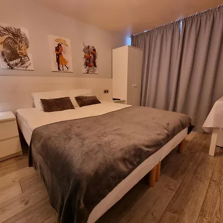 Goscinny Dom Kaola * 레왈